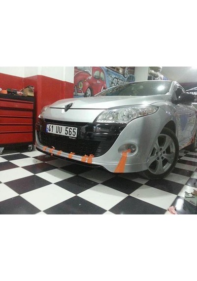 Renault Megane 3 Ön Ek Plastik