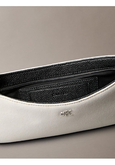 Calvin Klein Kadın Ck Canvas Küçük Omuz Çantası-13353 Beyaz