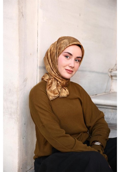Silk Home Twill İpek Eşarp Asit Yağ Yeşili Haki Desenli Tok Duruşlu 90x90 Çok Renkli