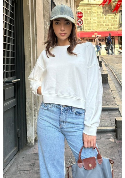 Ekru Kayık Yaka Kadın Sweatshirt Mg2208