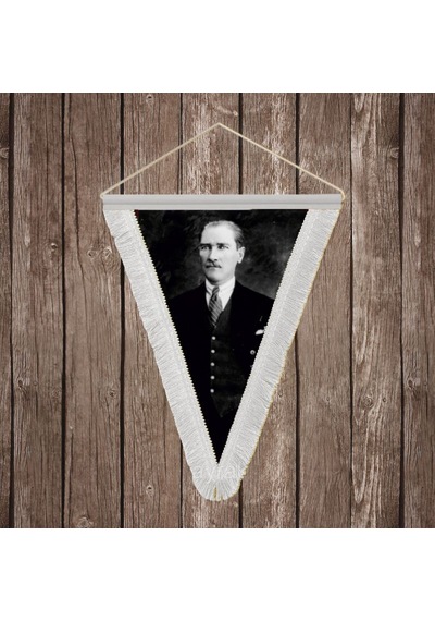 Siyah Takım Elbiseli Mustafa K. Atatürk Beyaz Saçaklı Üçgen Flama Bayrak Hatıra Flama Ata39 Diğer