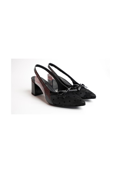 Assortie Siyah Puantiyeli Rugan Detaylı Topuklu Slingback Ayakkabı Siyah Rugan