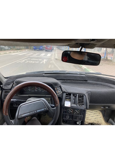 1975-2003 Modellerine Uygun Lada Vega Torpido Koruma Halısı Siyah Kenar Renk Siyah