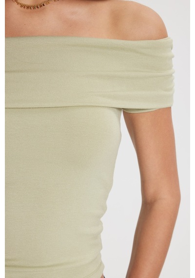Tudors Kadın Slim Fit Dar Kesim Pamuklu Kayık Yaka Kısa Kollu Likralı Yeşil Bluz-50359 YEŞİL