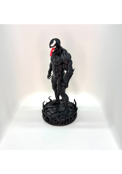 Venom Koleksiyon Figürü 18 Cm