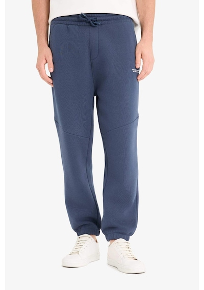 Defacto Regular Fit Beli Bağcıklı İçi Yumuşak Tüylü Paçası Lastikli Baskılı Fermuar Cepli Eşofman Altı Y5511az25aunv94 Lacivert Defacto Regular Fit Beli Bağcıklı İçi Yumuşak Tüylü Paçası Lastikli Baskılı Fermuar Cepli Eşofman Altı Y5511az25aunv94 Lacivert