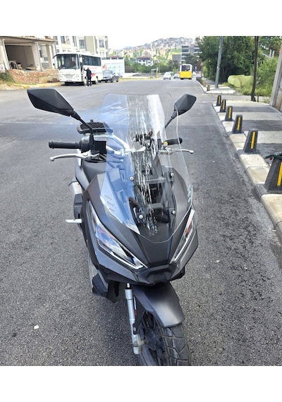 Motocam Kanuni Seha 250 Ön Cam 2022-2026 Model 55cm Şeffaf Renkli 4mm Kısa