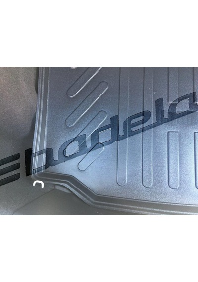 Alfa Romeo Gıulietta Bagaj Havuzu 2011-2021 Siyah 3d Kokusuz