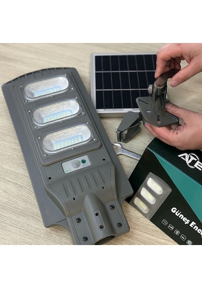 River World Bahçe Aydınlatması Güneş Enerjili Solar 120 W Lık Sokak Lambası Çok Renkli