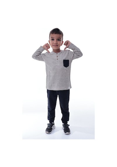 Erkek Çocuk Çizgili Uzun Kollu Tshirt Ve Rahat Jogger Alt Takım Günlük Spor Kombin Çok Renkli Erkek Çocuk Çizgili Uzun Kollu Tshirt Ve Rahat Jogger Alt Takım Günlük Spor Kombin Çok Renkli