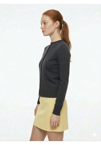 Kadın Acı Kahve Slim Fit Dar Kesim Düğmeli Bisiklet Yaka Triko Hırka Antrasit