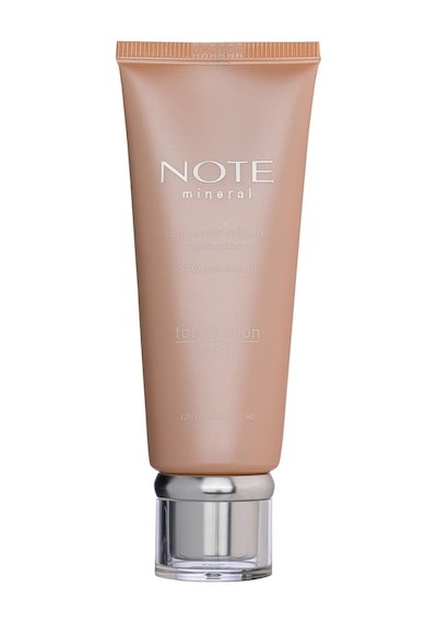Note Cosmetics Mineral Saten Bitişli SPF 15 Kapatıcı Fondöten 401