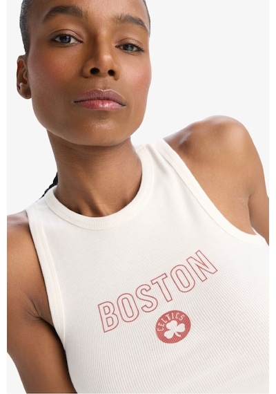 Defacto NBA Boston Celtıcs Crop Top Bisiklet Yaka Fitilli Kaşkorse Sporcu Atlet D8802AX25SP Ekru