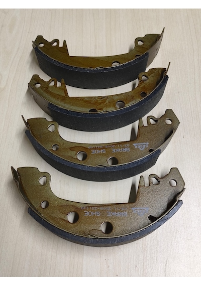 Ford Taunus 1,6 - Murat 131 - Renault R12 Arka Fren Balatası Takımı Papuçlu .
