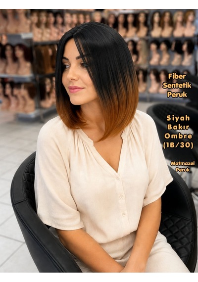 Kısa Sentetik Peruk Siyah Bakır Ombre