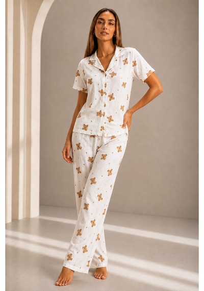 Kadın Kısa Kol Rahat Kalıp Şık Kırık Beyaz Pijama Takımı