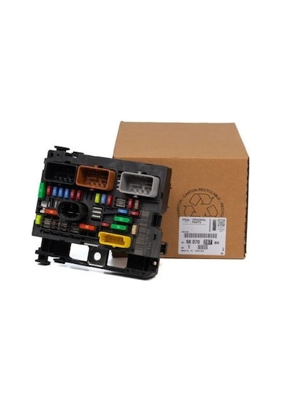 Motor İçi Sigorta Kutusu Partner Tepe-berlıngo 3-c4-307 Ym-607 Ym 9807028780-9807028880 1