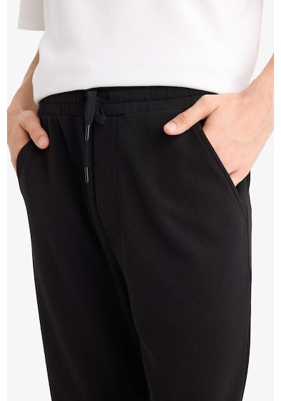 Defacto Regular Fit Basic Düz Beli Bağcıklı Düz Paça Cepli Eşofman Altı D6762AX24AU Siyah