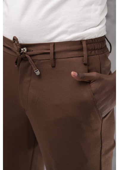 Beli Lastikli Ve İplikli Rayon Kumaş Regular Fit Likralı Jogger Pantolon Kahverengi
