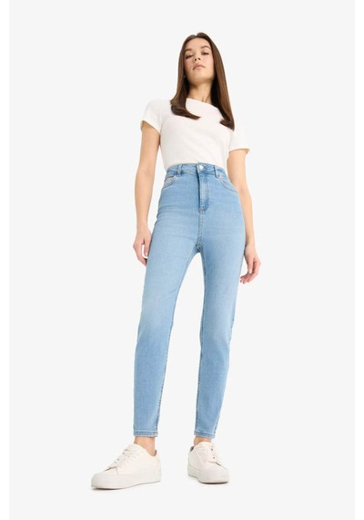 DeFacto Anna Skinny Fit Yüksek Bel Düz Paça Uzun Jean Taş Yıkama Pantolon D8181AX25SPNM85