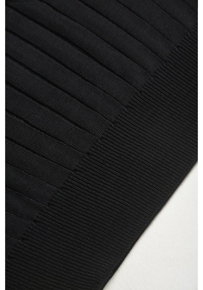 Rizzup Erkek Siyah Polo Yaka Fitilli Triko Kazak %100 Pamuk, Esnek Dokulu, Modern Kalıp 2605306 Rizzup Erkek Siyah Polo Yaka Fitilli Triko Kazak %100 Pamuk, Esnek Dokulu, Modern Kalıp 2605306