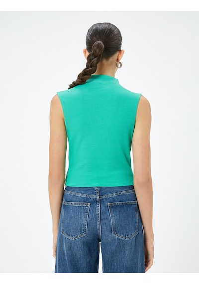 Koton Fitilli Atlet Crop Dik Yaka Kolsuz Pamuklu Yeşil 4sak10693ek Yeşil