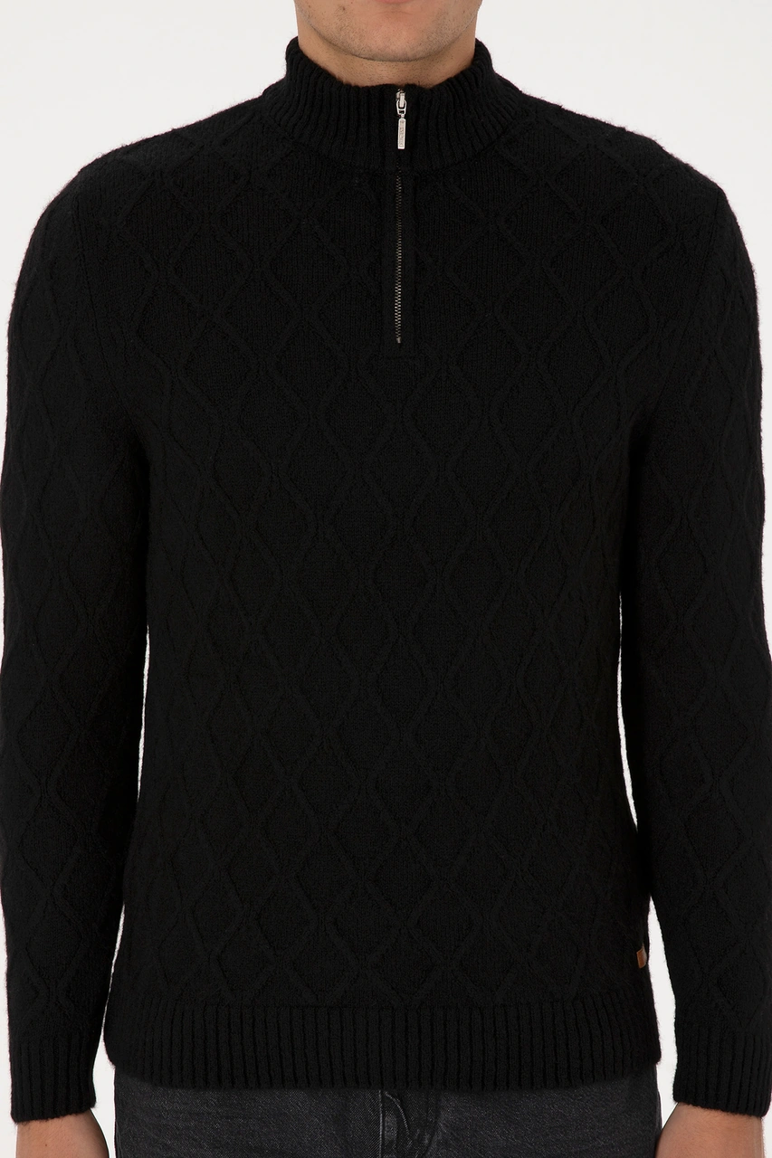 U.S. Polo Assn. Erkek Regular Fit Yarım Fermuarlı Desenli Siyah Kazak 50315035-VR046