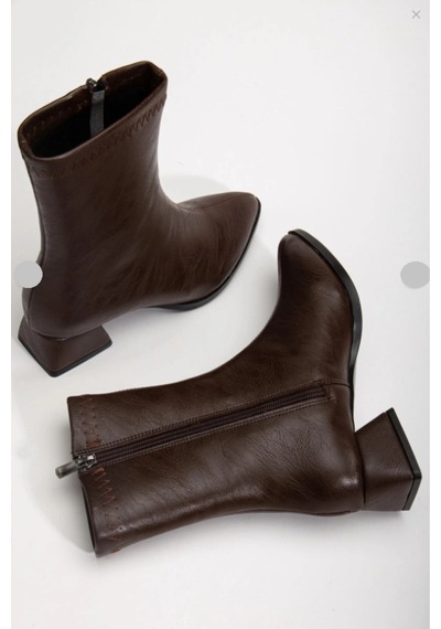Kadın Kahve Sivri Burun Bot Kırışık Rugan Günlük Bot Boots Kahverengi