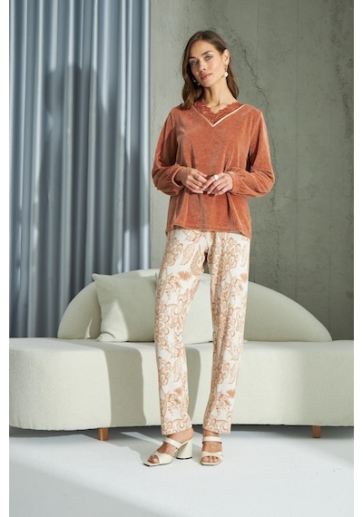 Sevim Kadın Uzun Kol Kadife Jakarlı Taba Pijama Takımı C1t5n2o67 001