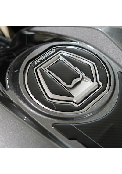 GP Kompozit Bajaj Pulsar RS 200 2015-2024 Uyumlu Tank Pad Karbon