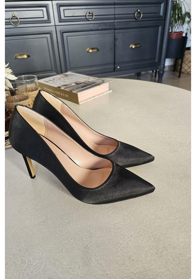 036 150 Topukla Kadın İnce Topuk Stiletto Siyah Saten