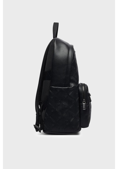 Calvin Klein Kabartma Logolu Ayarlanabilir Askılı Sırt Çantası Erkek Sırt Çantası Lv04d3560g Ub1 Siyah