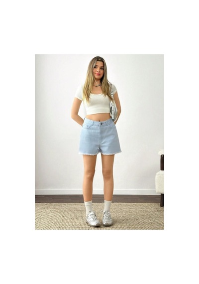 Kene Jeans Paça Püskül Yan Yırtmaç Arka Cep Nakışlı Buz Mavi Kot Şort Mavi