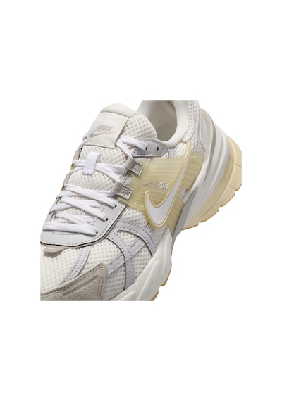 Nike V2k Run Womens Walking Shoes Reflektörlü Kadın Yürüyüş Ayakkabısı Krem Krem Nike V2k Run Womens Walking Shoes Reflektörlü Kadın Yürüyüş Ayakkabısı Krem Krem