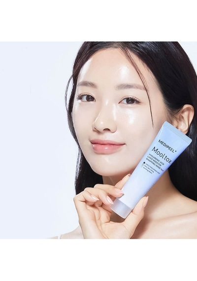 Medipeel Medi-peel Mooltox Hyaluron Layer Wrapping Mask 70 Ml Sıkı Görünüm Destekleyici Film Maske