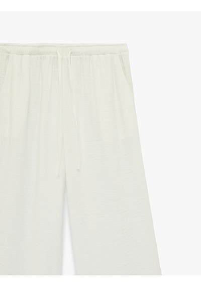Koton Beli Bağcıklı Cep Detaylı Düz Paça Viskon Karışımlı Pantolon Beyaz 6sal40027ıw