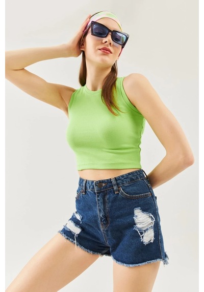 Butikgiz Kadın Sıfır Kol Bisiklet Yaka Vücuda Oturan %100 Pamuklu Kaşkorse Esnek Crop Bluz Fıstık Yeşili