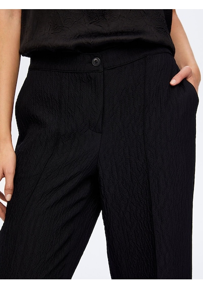 Faik Sönmez Beli Lastikli Kendinden Dokulu Wıde Leg Fıt Pantolon W26pnt018 Uw26pnt01810 Siyah Faik Sönmez Beli Lastikli Kendinden Dokulu Wıde Leg Fıt Pantolon W26pnt018 Uw26pnt01810 Siyah