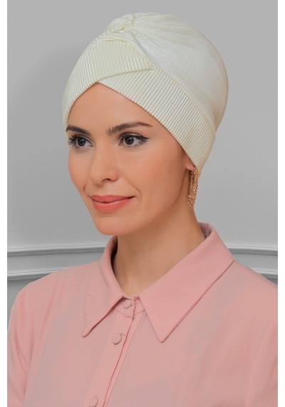 Hürrem Bone Krem Pratik Hazır Geçmeli Tesettür Bone Fukuro Piliseli Çapraz Bü Krem
