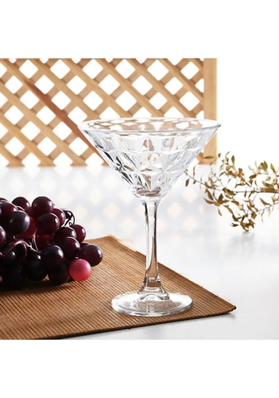 Paşabahçe Estrella 4 Kişilik Martini / Cup Bardağı 250cc Şeffaf