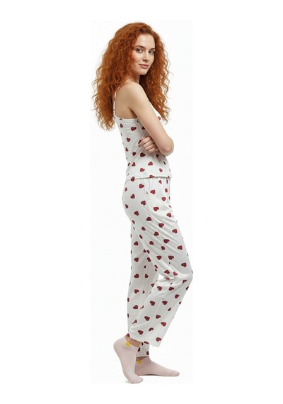Altı Uzun Üstü Askılı Yumuşak Kırmızı Kalp Desenli Pijama Takımı Beyaz Beyaz