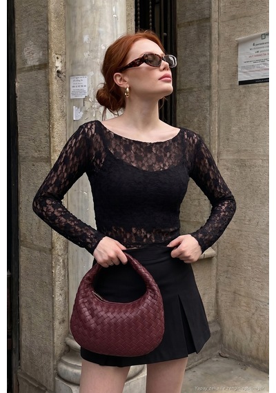 Lela Çiçek Desen Dantelli Kayık Yaka Bluz Kadın Bluz 5867118 Siyah
