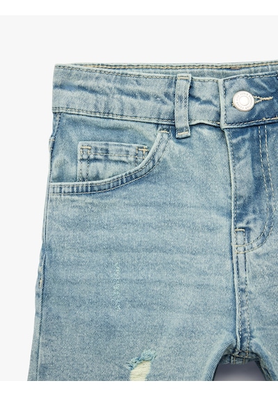 Koton Pamuklu Yıpratılmış Detaylı Düğmeli Cepli Bermuda Denim Şort Açık İndigo 6skb40002td Koton Pamuklu Yıpratılmış Detaylı Düğmeli Cepli Bermuda Denim Şort Açık İndigo 6skb40002td