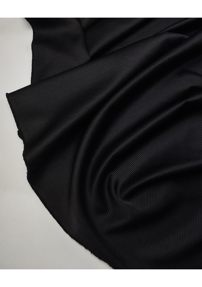 Siyah Renkte Tafta Benzeri Kumaş En: 140 Cm-10470 Siyah