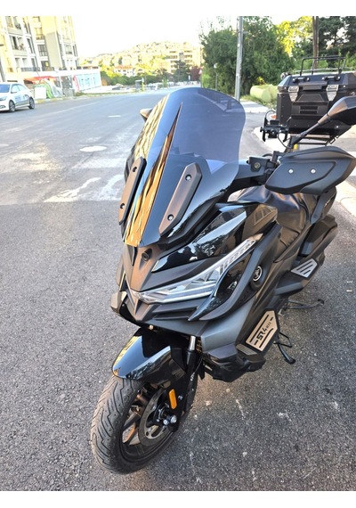 Motocam Voge Sr4 Ön Cam 2022-2026 Model 54cm Siyah Renkli 4mm