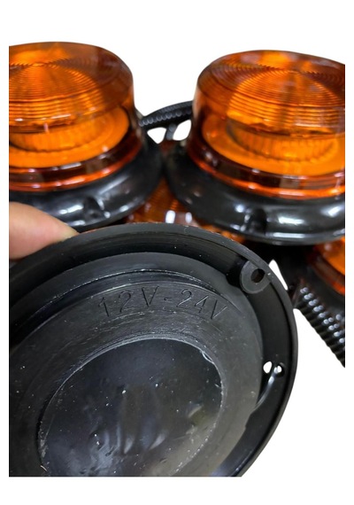 12v/110volt Sarı Sarı Çakarlı Ledli Çakmak Fişli Mıknatıslı Tepe