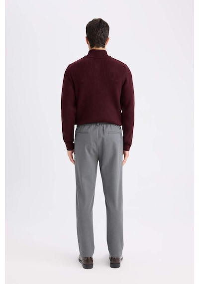 DeFacto Tailored Regular Fit Normal Kesim Kumaş Pantolon Basic Düz Cepli D9084AX24WNAR167