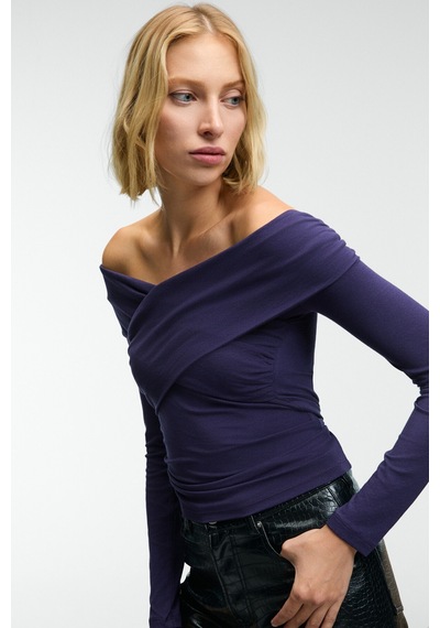 Grımelange Selunette Kadın Asimetrik Yakalı Omuzu Açık Esnek Kumaşlı Vücudu Saran Slim Fit Mor Bluz Mor Grımelange Selunette Kadın Asimetrik Yakalı Omuzu Açık Esnek Kumaşlı Vücudu Saran Slim Fit Mor Bluz Mor
