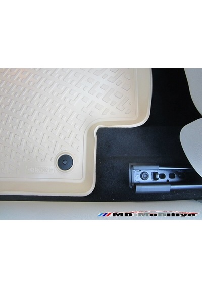Skoda Octavia 3D Havuzlu Bej Paspas. 2013-