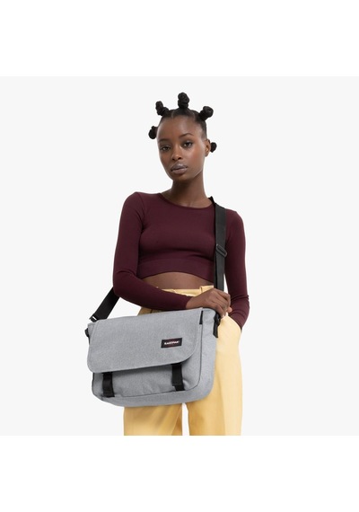 Eastpak Jr Omuz Askılı Postacı Çantası Sunday Grey Ek0000773631 Gri